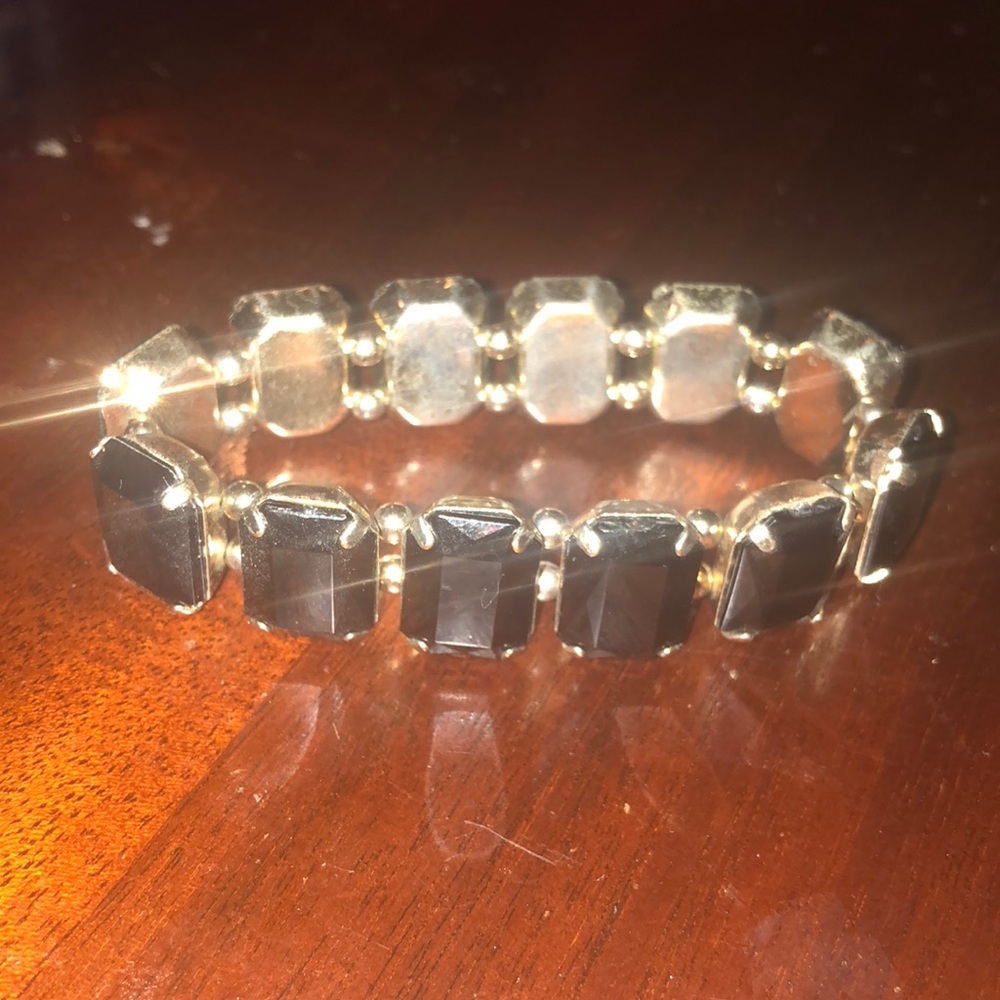 1$ if you buy 4 or more costume jewelry.